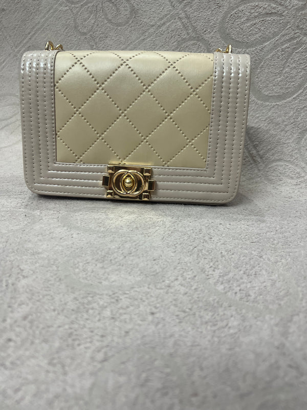 Cream Quilted Leather Bag with Gold Clasp
